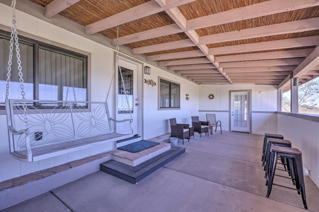 Rustic Bullhead City Retreat With Porch And Views Luaran gambar