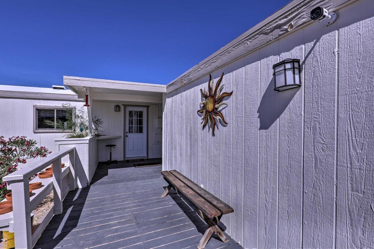 Rustic Bullhead City Retreat With Porch And Views Luaran gambar